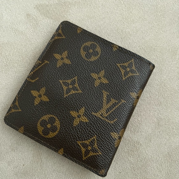 Authentic Louis Vuitton wallet - Picture 6 of 6